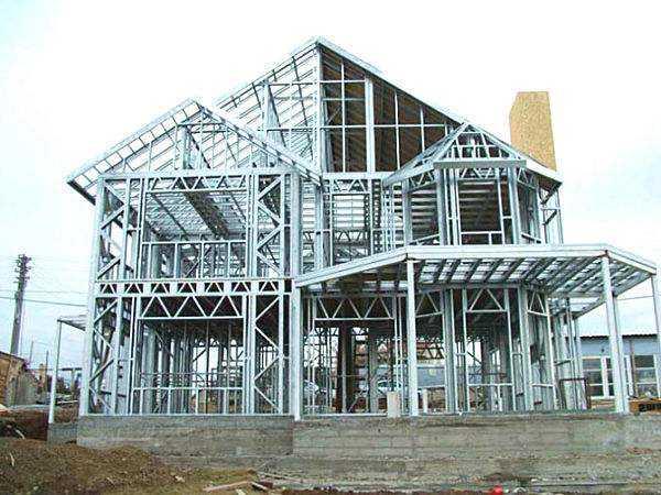 湖北钢结构建筑的腐蚀问题应该如何预防